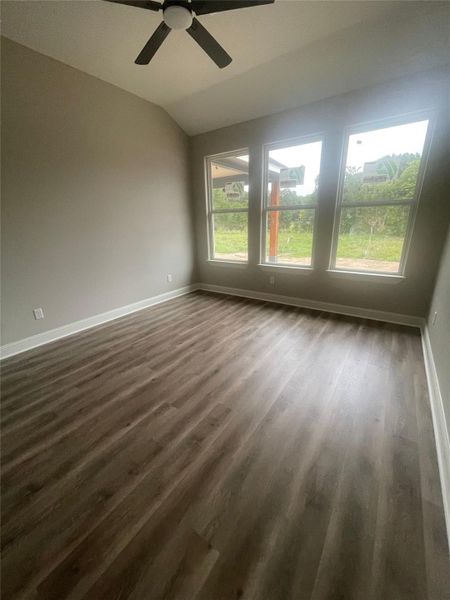 Spacious, unfurnished interior of a new home in , New Waverly (Image 5).