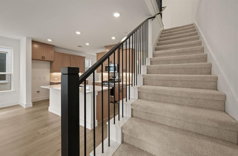 Spacious, unfurnished interior of a new home in Chelsea Commons, Allen (Image 13).