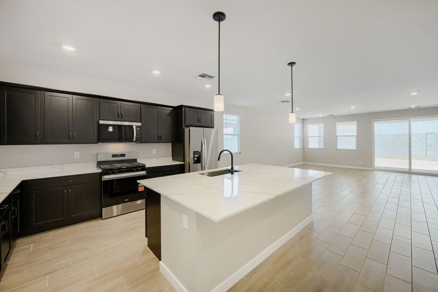 4br New Home in San Tan Valley, AZ.  - Slide 10