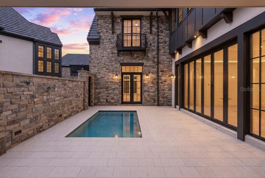 Exterior details and patio area of a home in , Orlando (Image 30).