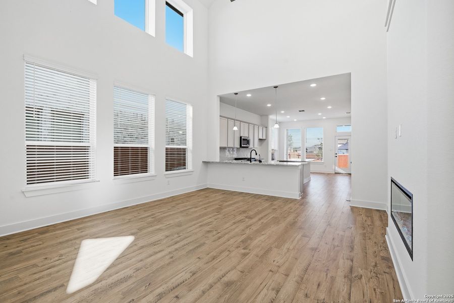Spacious, unfurnished interior of a new home in Stillwater Ranch, San Antonio (Image 38). Spacious, unfurnished interior of a new home in Stillwater Ranch, San Antonio (Image 38).