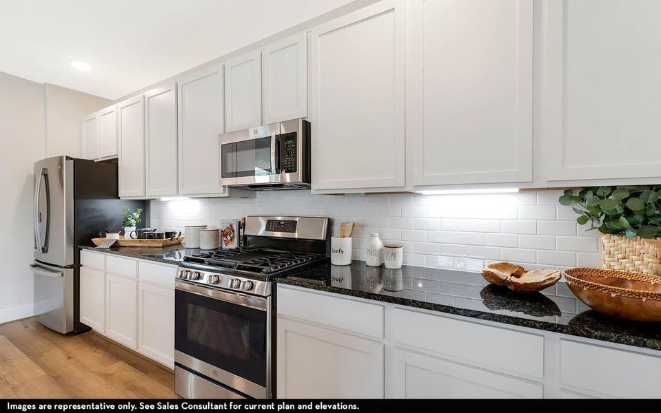 Furnished interior view inside a new home in Pecan Estates, Crosby (Image 10).