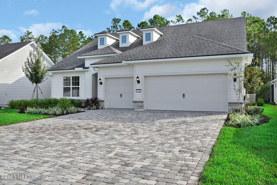 Image 48 of a home in Del Webb Nocatee.