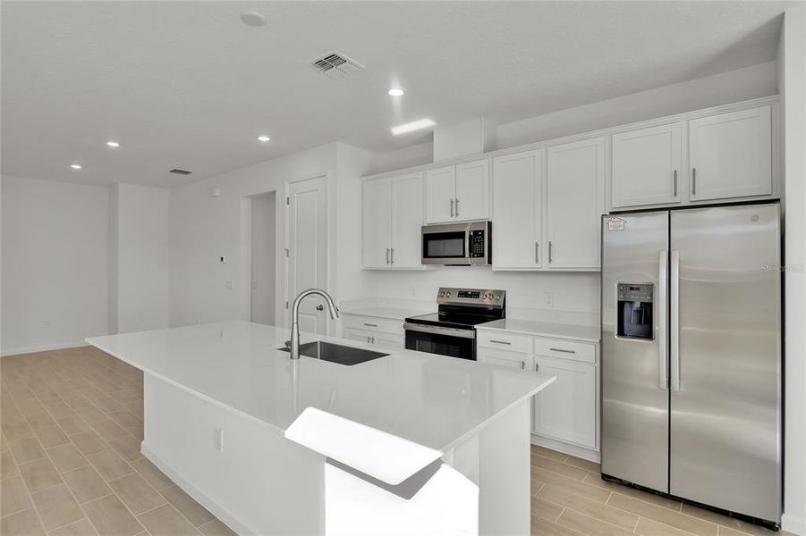 Furnished interior view inside a new home in Seasons at Magnolia Pointe, Umatilla (Image 6).