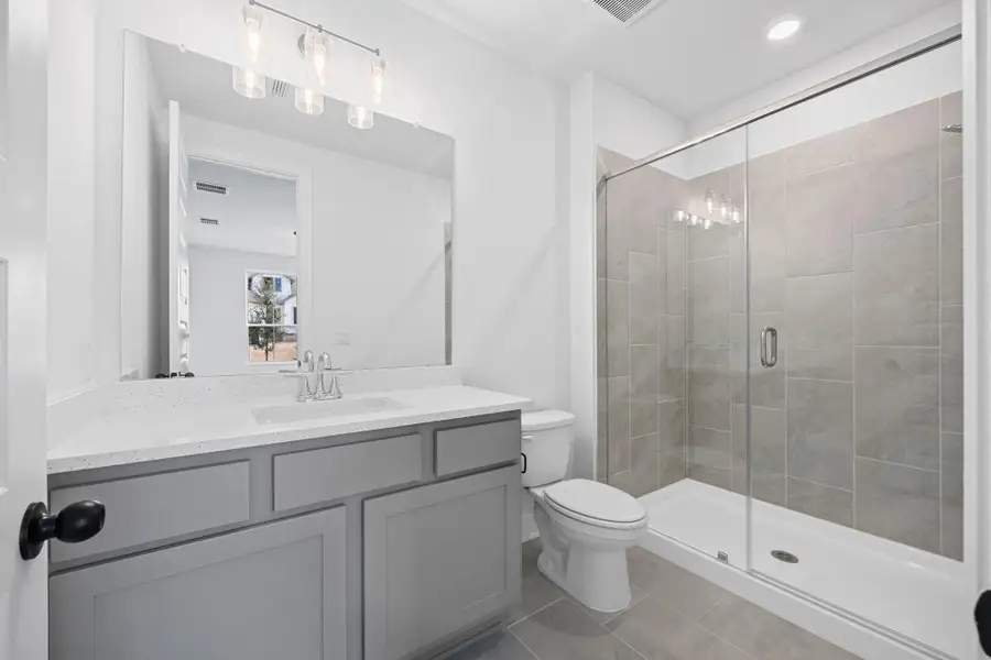 Representative image. Features, specifications, selections and colors may vary. Representative image. Features, specifications, selections and colors may vary.