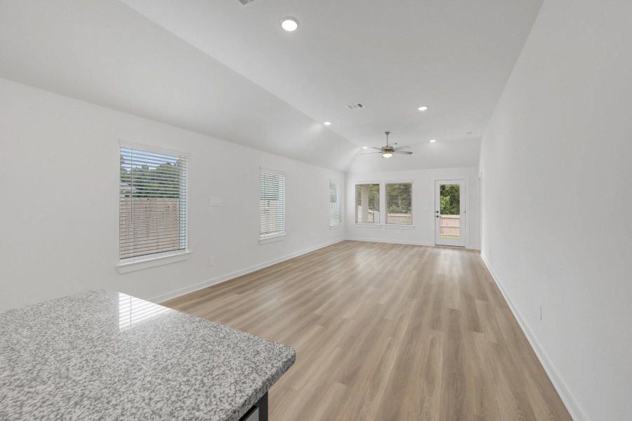 Spacious, unfurnished interior of a new home in Lone Star Landing, Montgomery (Image 18). Spacious, unfurnished interior of a new home in Lone Star Landing, Montgomery (Image 18).