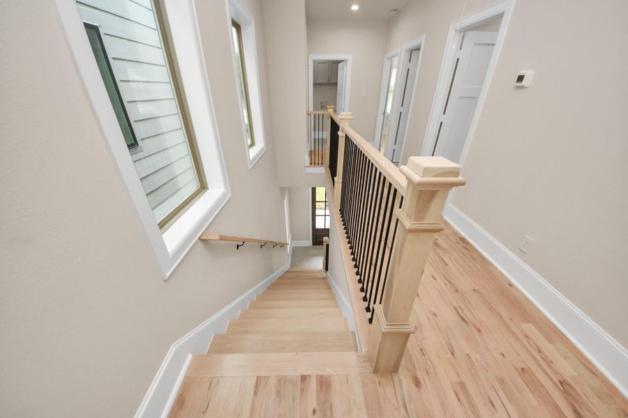 Spacious, unfurnished interior of a new home in , Houston (Image 43).