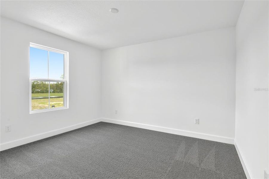 Spacious, unfurnished interior of a new home in , Tavares (Image 18).