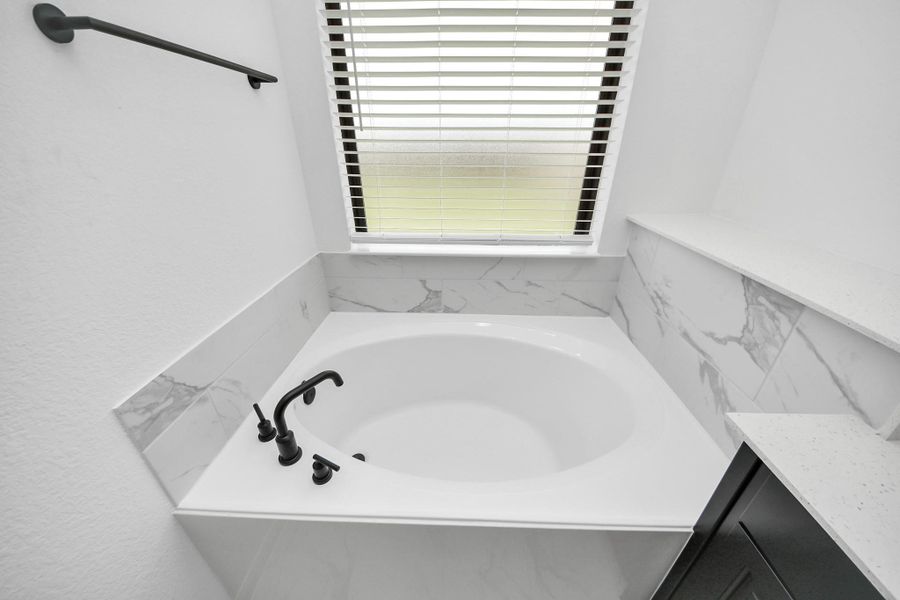 Image 10 of a home in Amira: Premier Collection. Image 10 of a home in Amira: Premier Collection.