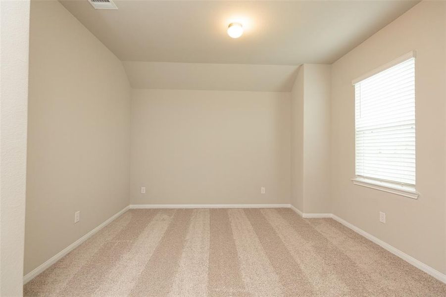 Image 31 of a home in Charleston Heights.