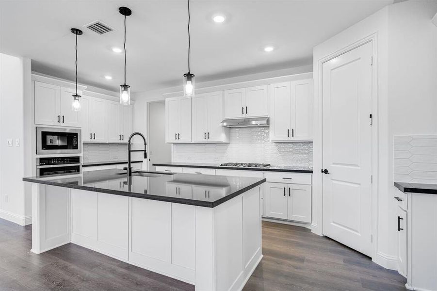 1600 Foxtail Drive ~ Ready Now