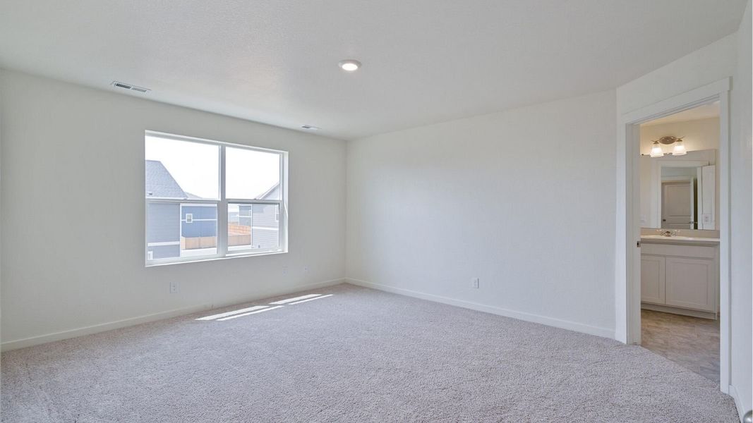 Spacious, unfurnished interior of a new home in Spring Valley Ranch, Elizabeth (Image 16).