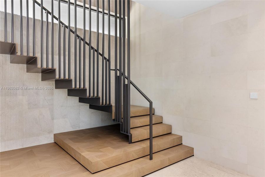 Spacious, unfurnished interior of a new home in , Miami Beach (Image 20). Spacious, unfurnished interior of a new home in , Miami Beach (Image 20).