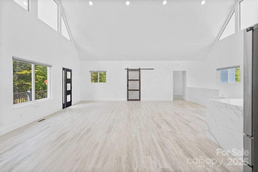 Spacious, unfurnished interior of a new home in , Rutherfordton (Image 19).