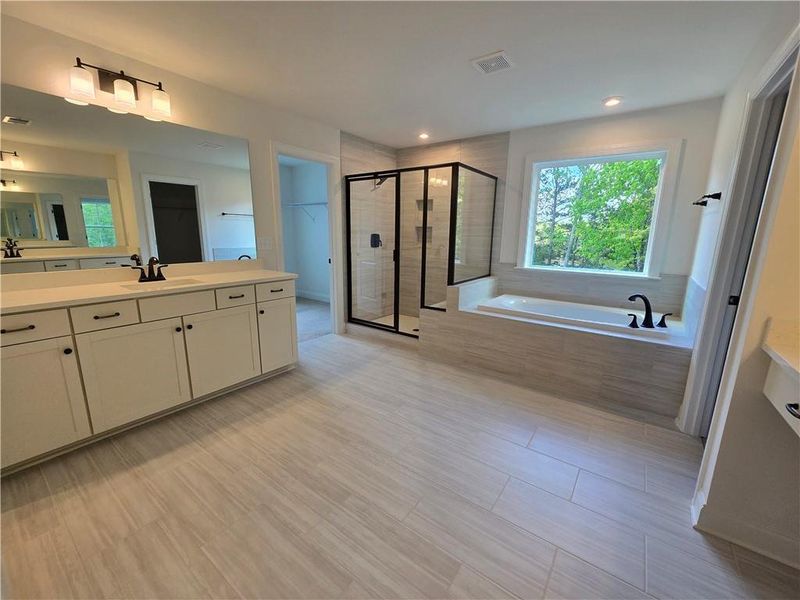 Furnished interior view inside a new home in Palmer Falls, Douglasville (Image 13).