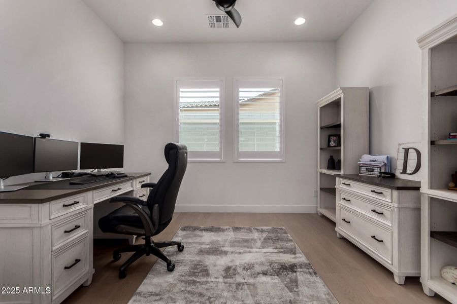 Oversized Home Office Oversized Home Office