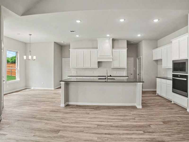 Furnished interior view inside a new home in Cole Crossing Estates, DeSoto (Image 10).