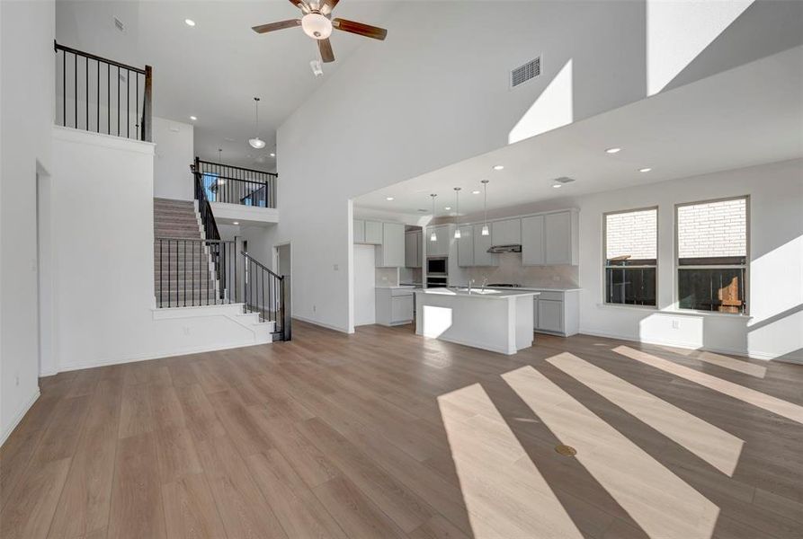 Spacious, unfurnished interior of a new home in Lily Creek at Sutton Fields, Aubrey (Image 17). Spacious, unfurnished interior of a new home in Lily Creek at Sutton Fields, Aubrey (Image 17).