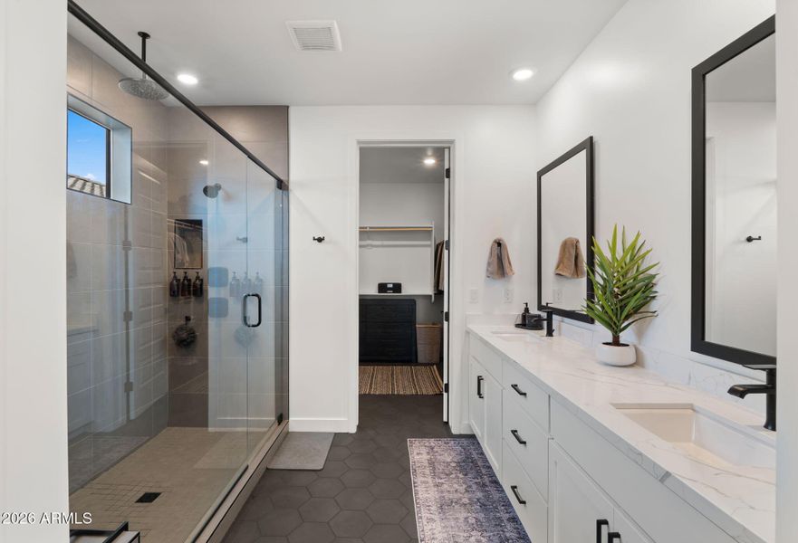 34-web-or-mls-Primary Bedroom6