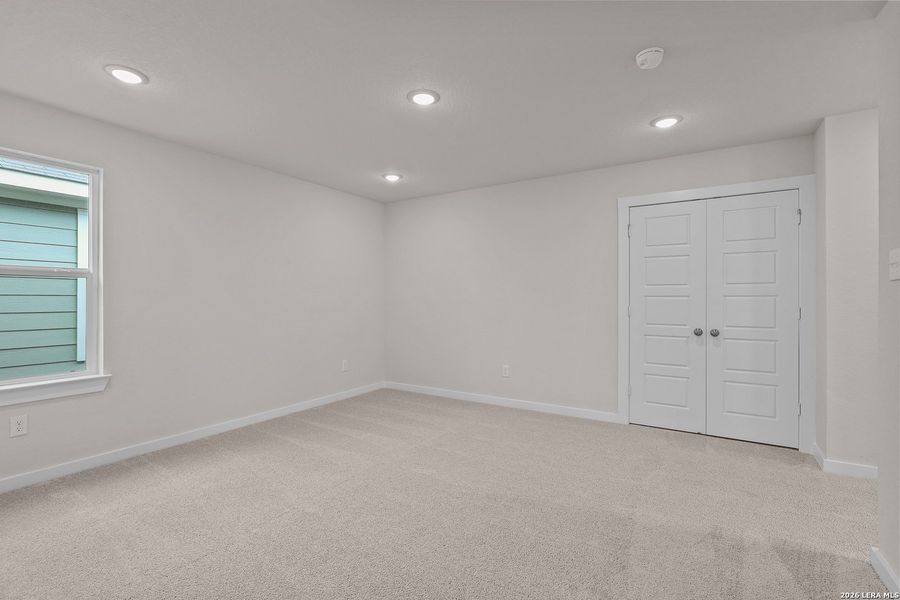 Spacious, unfurnished interior of a new home in Senna, Leon Valley (Image 23). Spacious, unfurnished interior of a new home in Senna, Leon Valley (Image 23).