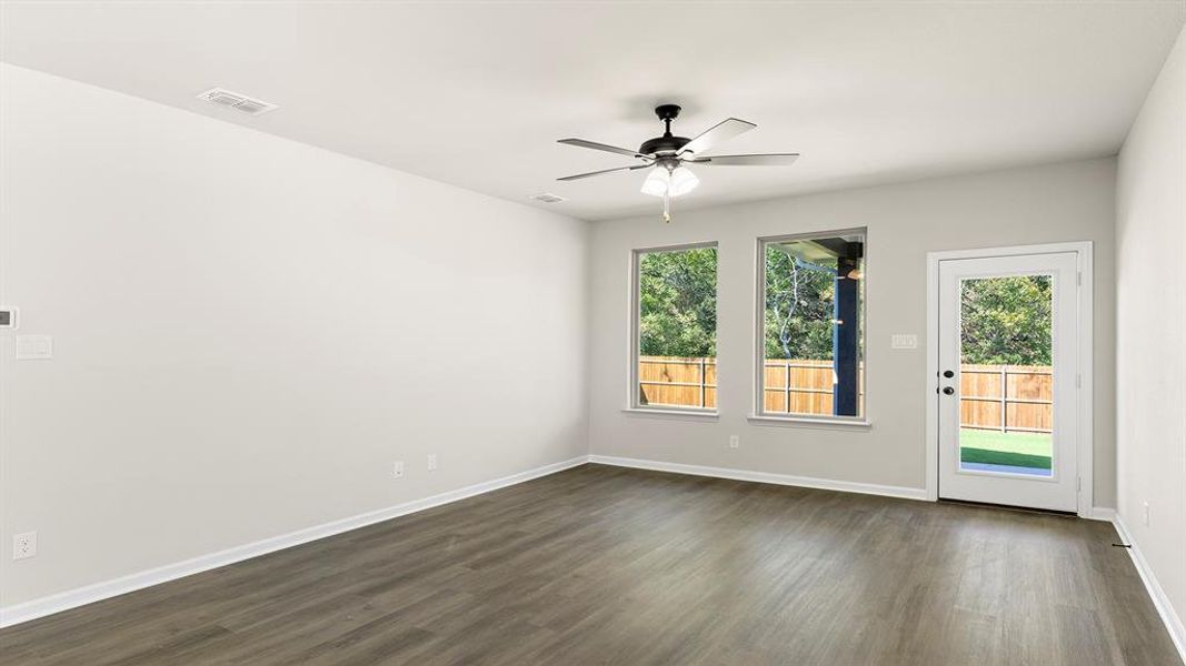 11. 2918 Plum Creek - Family 11. 2918 Plum Creek - Family