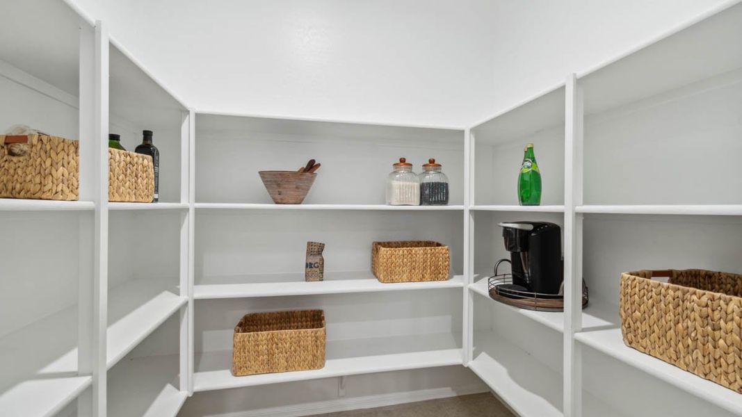 Representative interior finishes for a home built from the Pelican by D.R. Horton in Upper Canyon, Phoenix (Image 21).