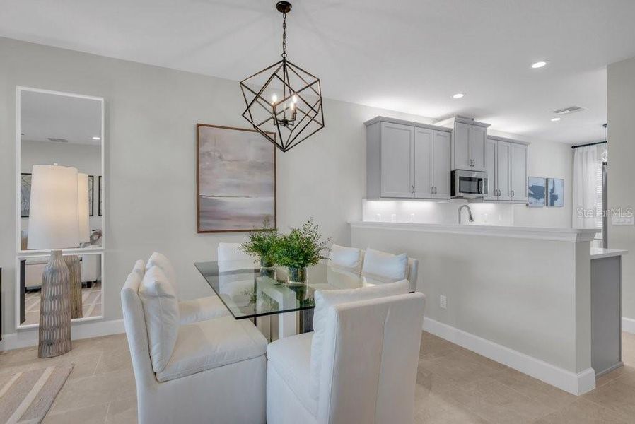 Furnished interior view inside a new home in Valencia Del Sol, Wimauma (Image 31). Furnished interior view inside a new home in Valencia Del Sol, Wimauma (Image 31).
