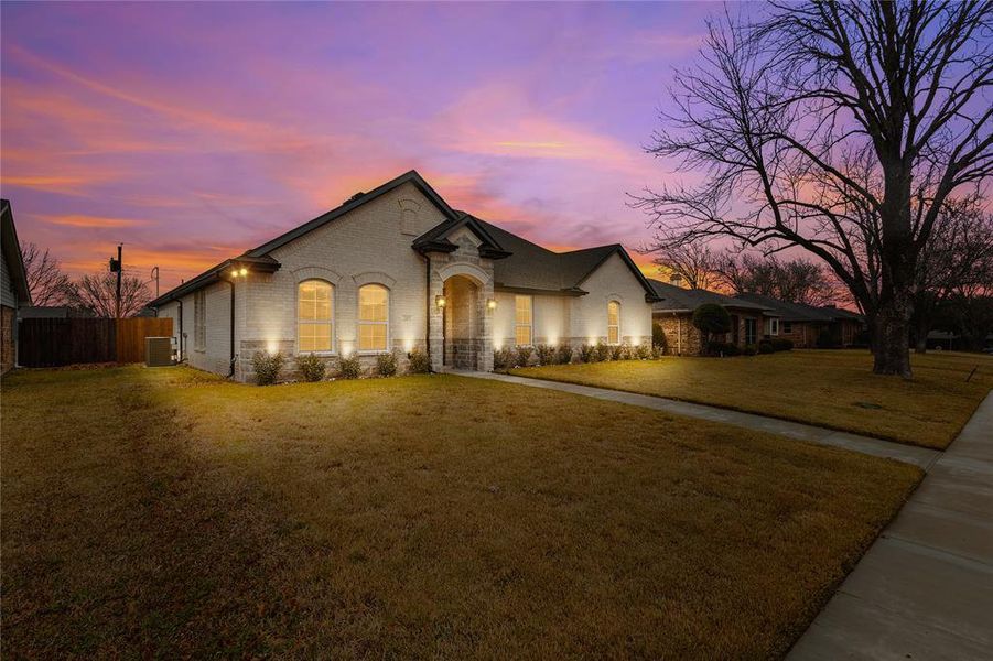 Front exterior of a new home in , Mesquite, TX, highlighting curb appeal (Image 1). Front exterior of a new home in , Mesquite, TX, highlighting curb appeal (Image 1).