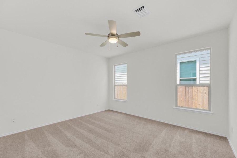 Spacious, unfurnished interior of a new home in Sonterra - Cool Water, Jarrell (Image 19).