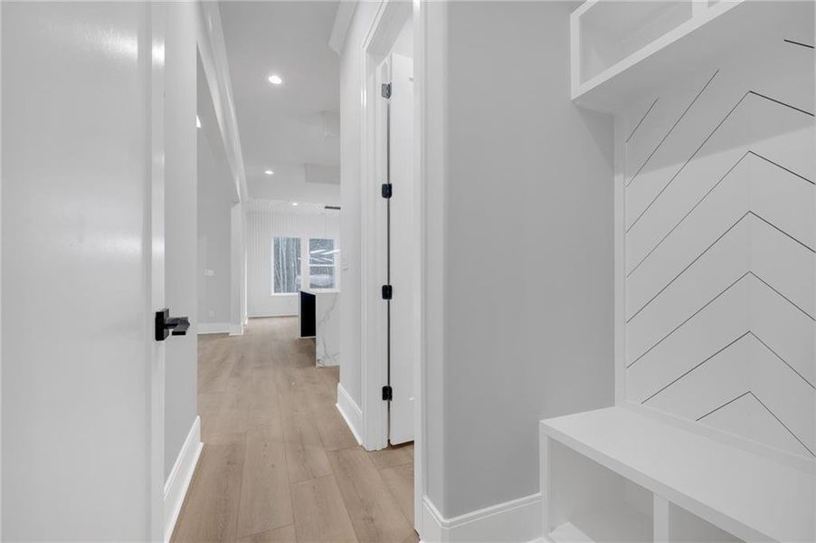 Spacious, unfurnished interior of a new home in , Oxford (Image 29).