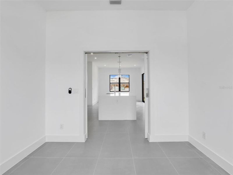 Spacious, unfurnished interior of a new home in , Port Charlotte (Image 34).