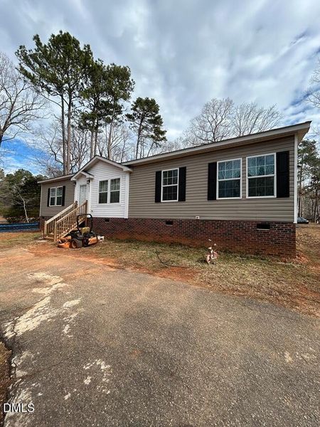 OA-5-4656972-Exterior_of_Home OA-5-4656972-Exterior_of_Home