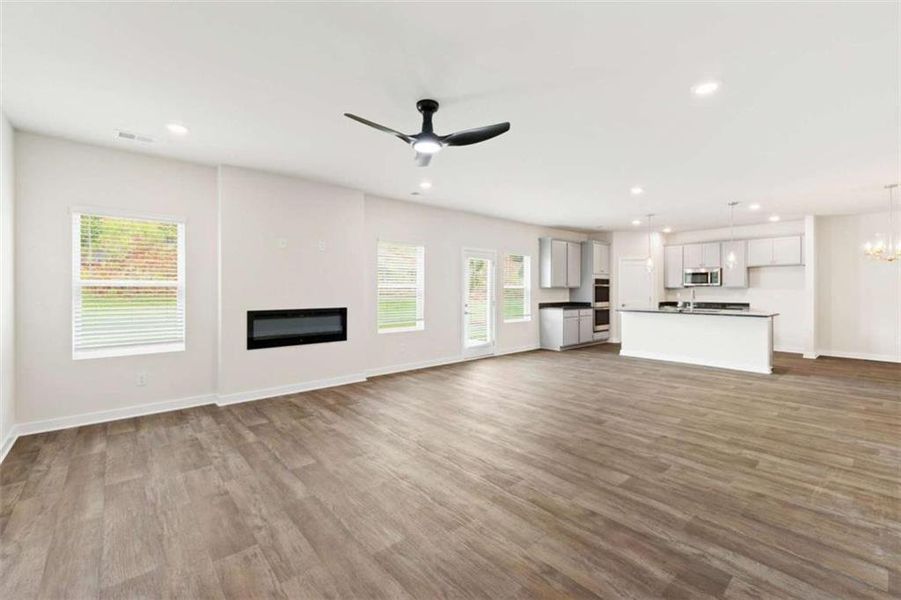 Spacious, unfurnished interior of a new home in Millstone Manor, Conyers (Image 14).