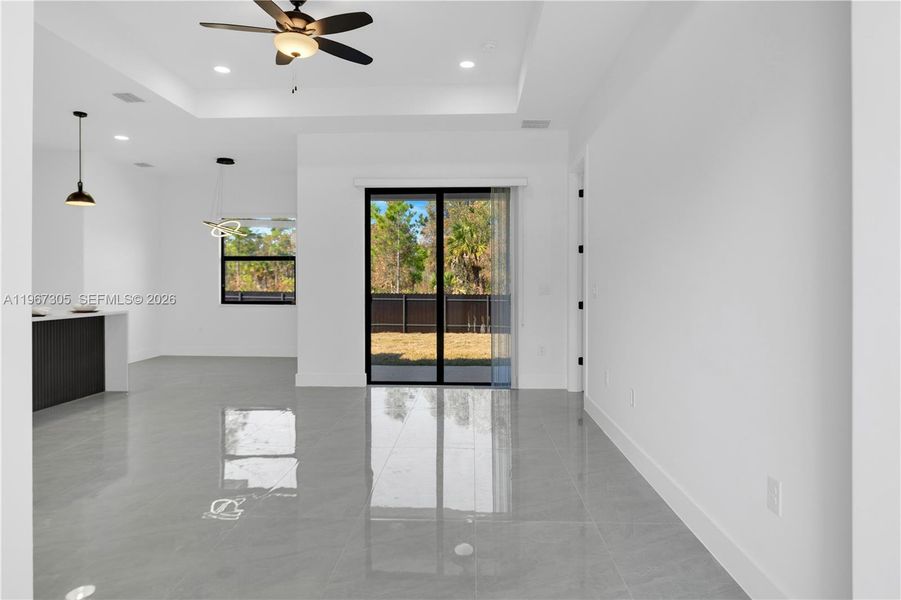 Spacious, unfurnished interior of a new home in , Lehigh Acres (Image 17).