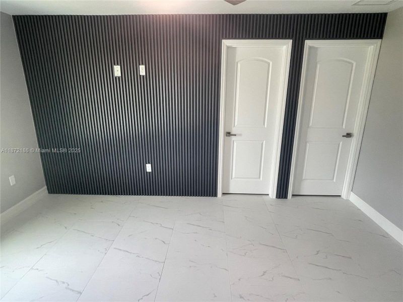 Spacious, unfurnished interior of a new home in , Labelle (Image 12).