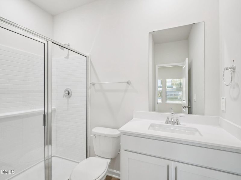 16-web-or-mls-Raleigh - Oak Manor - 508