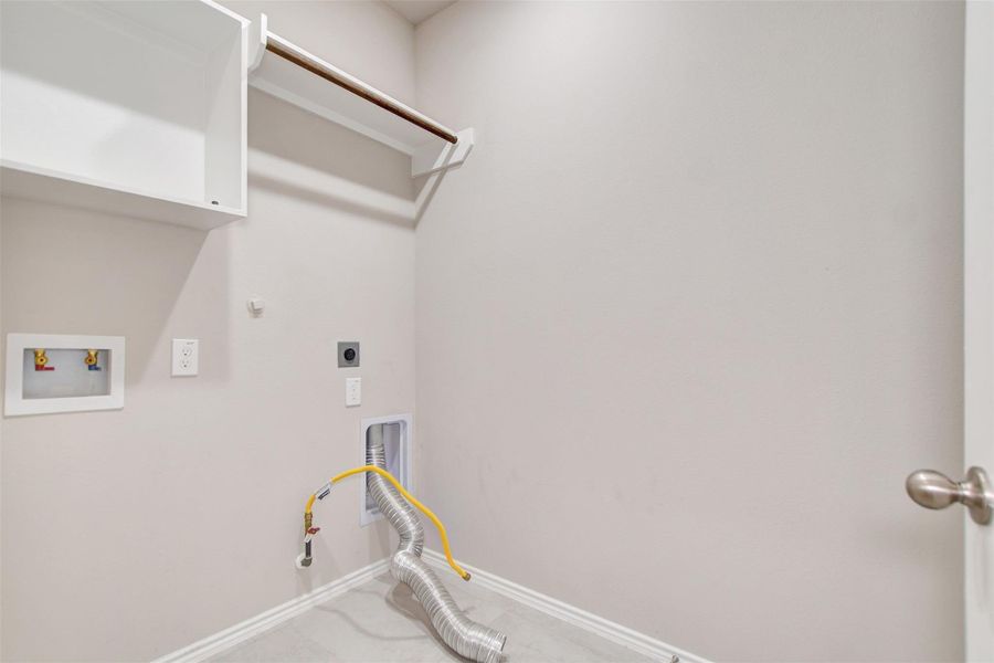 Spacious, unfurnished interior of a new home in The Highlands, Porter (Image 21).