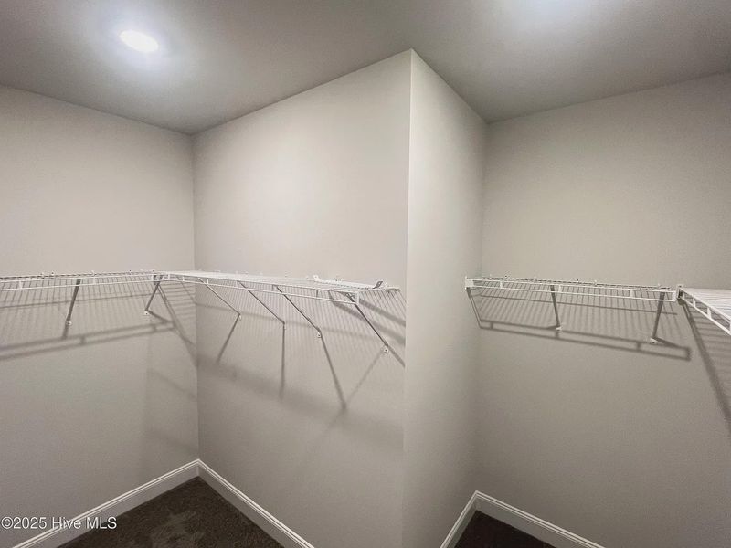 Spacious, unfurnished interior of a new home in Cool Water, Bailey (Image 32).