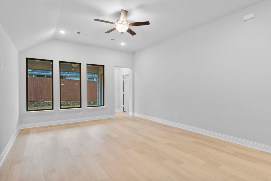 1,724sf New Home in Heartland, TX.  - Slide 18