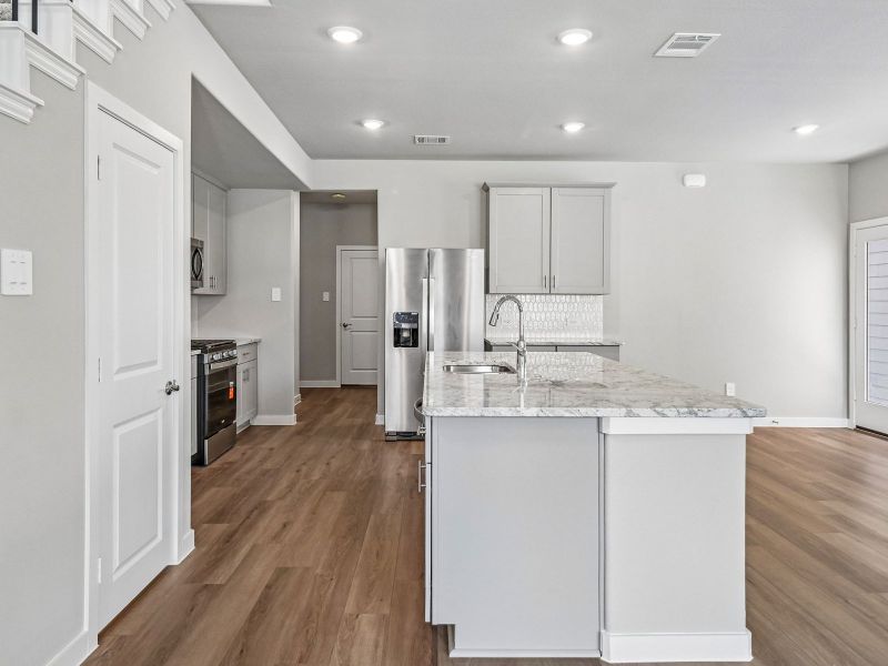 Furnished interior view inside a new home in Oak Ridge Park, Corinth (Image 7).