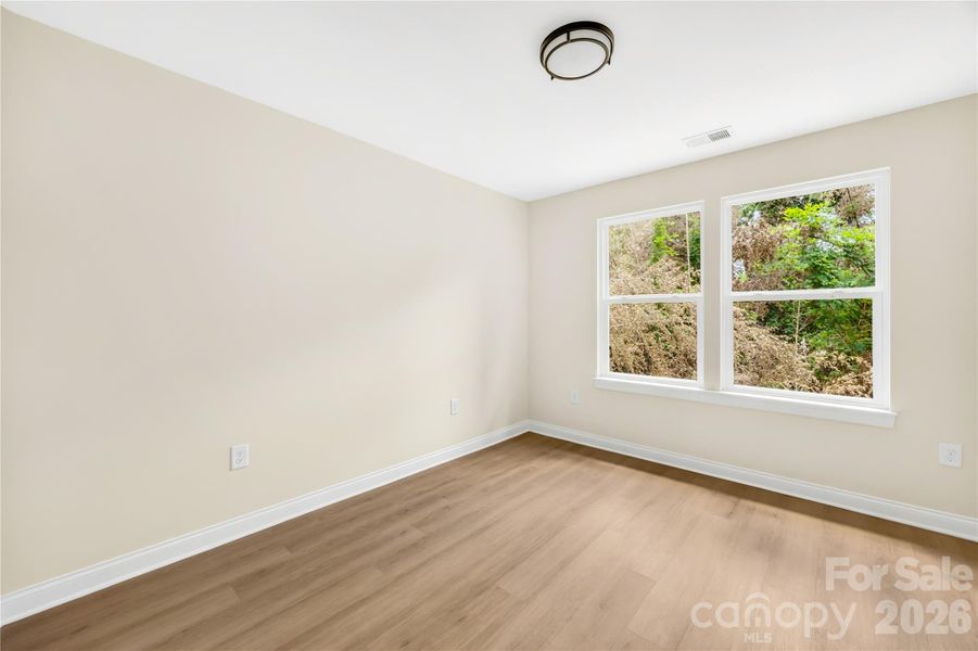 Spacious, unfurnished interior of a new home in , Charlotte (Image 14).