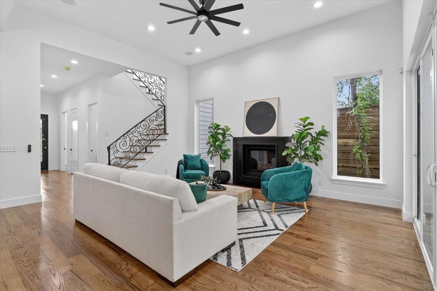 Furnished interior view inside a new home in , Dallas (Image 11).