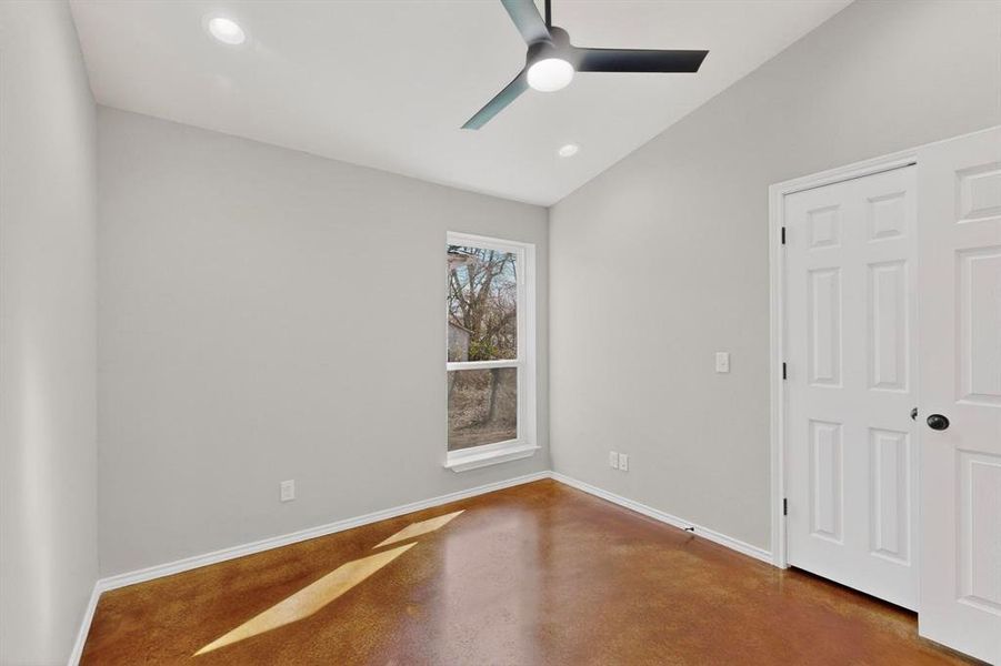 Spacious, unfurnished interior of a new home in , Paris (Image 24).