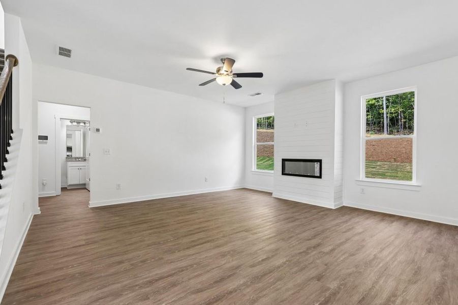 Spacious, unfurnished interior of a new home in Savoy Park, Covington (Image 22).