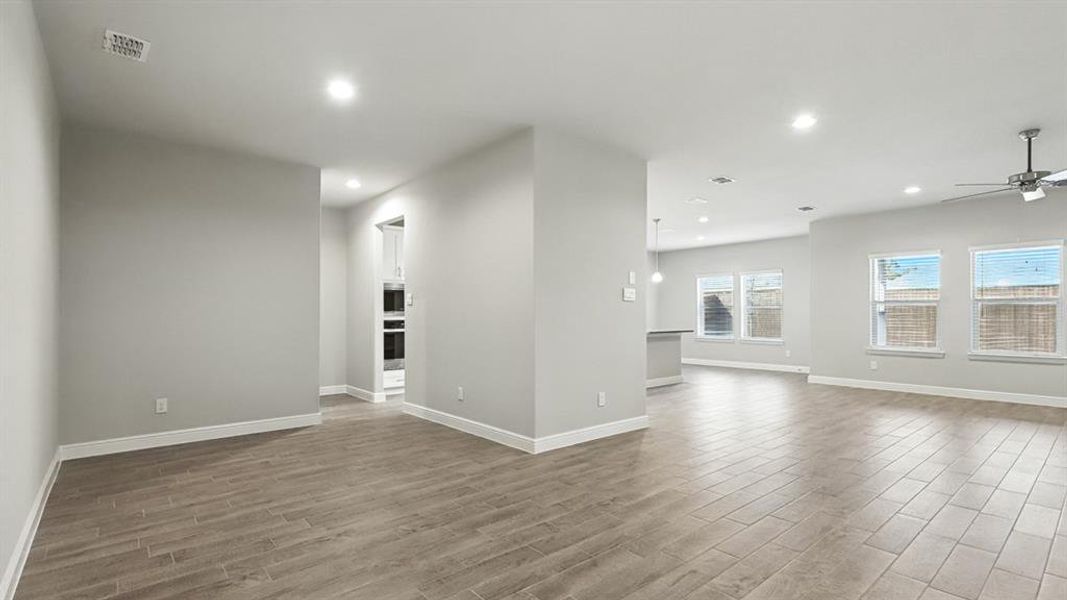 Spacious, unfurnished interior of a new home in Retta Estates, Mansfield (Image 17).