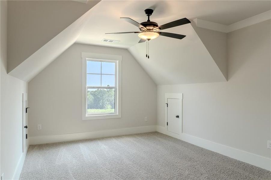 Spacious, unfurnished interior of a new home in Grove Park, Covington (Image 28).