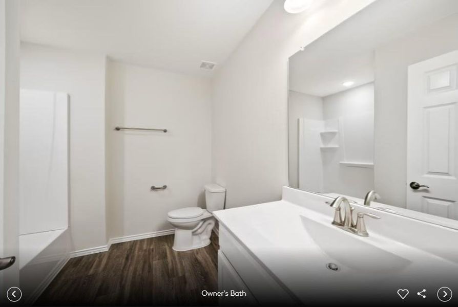 Interior photos- Photo of Pulte model home with same floor plan, not of actual home listed. Interior photos- Photo of Pulte model home with same floor plan, not of actual home listed.