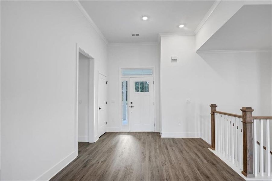 Spacious, unfurnished interior of a new home in Tuscany Hills, Douglasville (Image 34). Spacious, unfurnished interior of a new home in Tuscany Hills, Douglasville (Image 34).