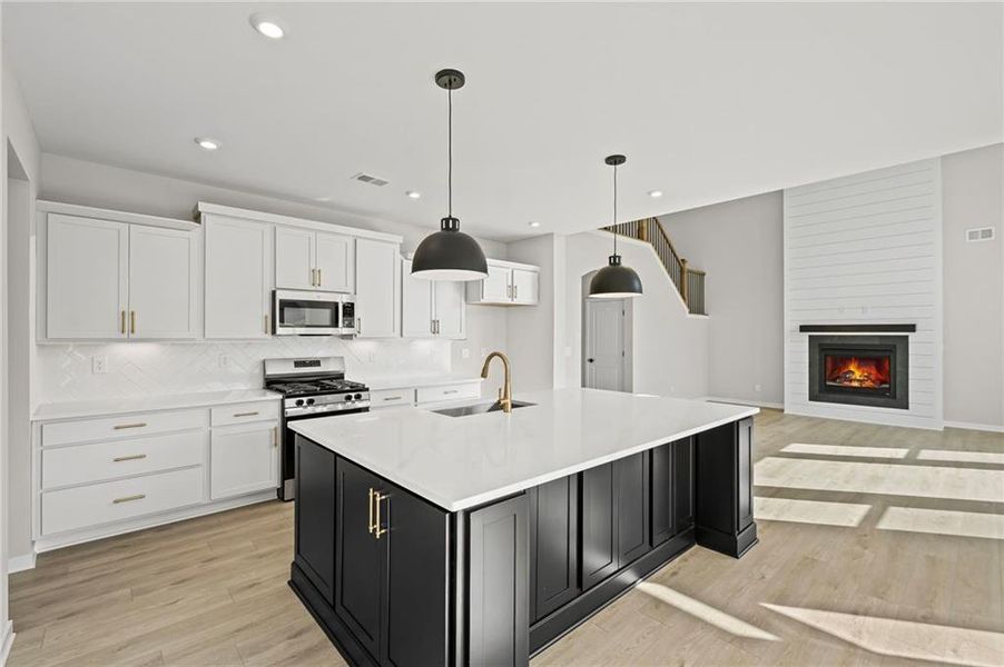 Furnished interior view inside a new home in Pickens Bluff, Hiram (Image 9).