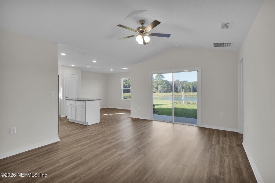 Spacious, unfurnished interior of a new home in Rolling Hills, Green Cove Springs (Image 19). Spacious, unfurnished interior of a new home in Rolling Hills, Green Cove Springs (Image 19).